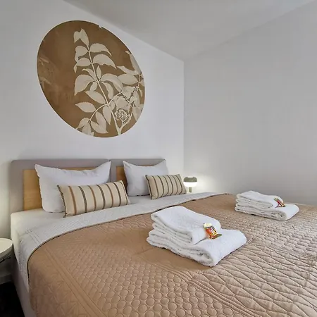 Bohnapartments Franzstrasse - Kostenlose Parkplaetze - Sehr Ruhig - Neubau - Vollausstattung - Wlan Hohen Neuendorf