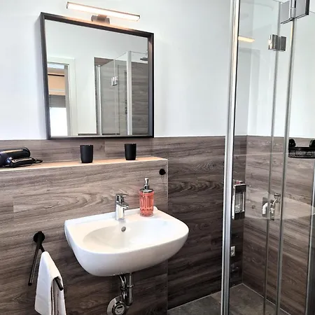 Bohnapartments Franzstrasse - Kostenlose Parkplaetze - Sehr Ruhig - Neubau - Vollausstattung - Wlan * Hohen Neuendorf